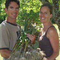 603461_128215820654143_596210002_n